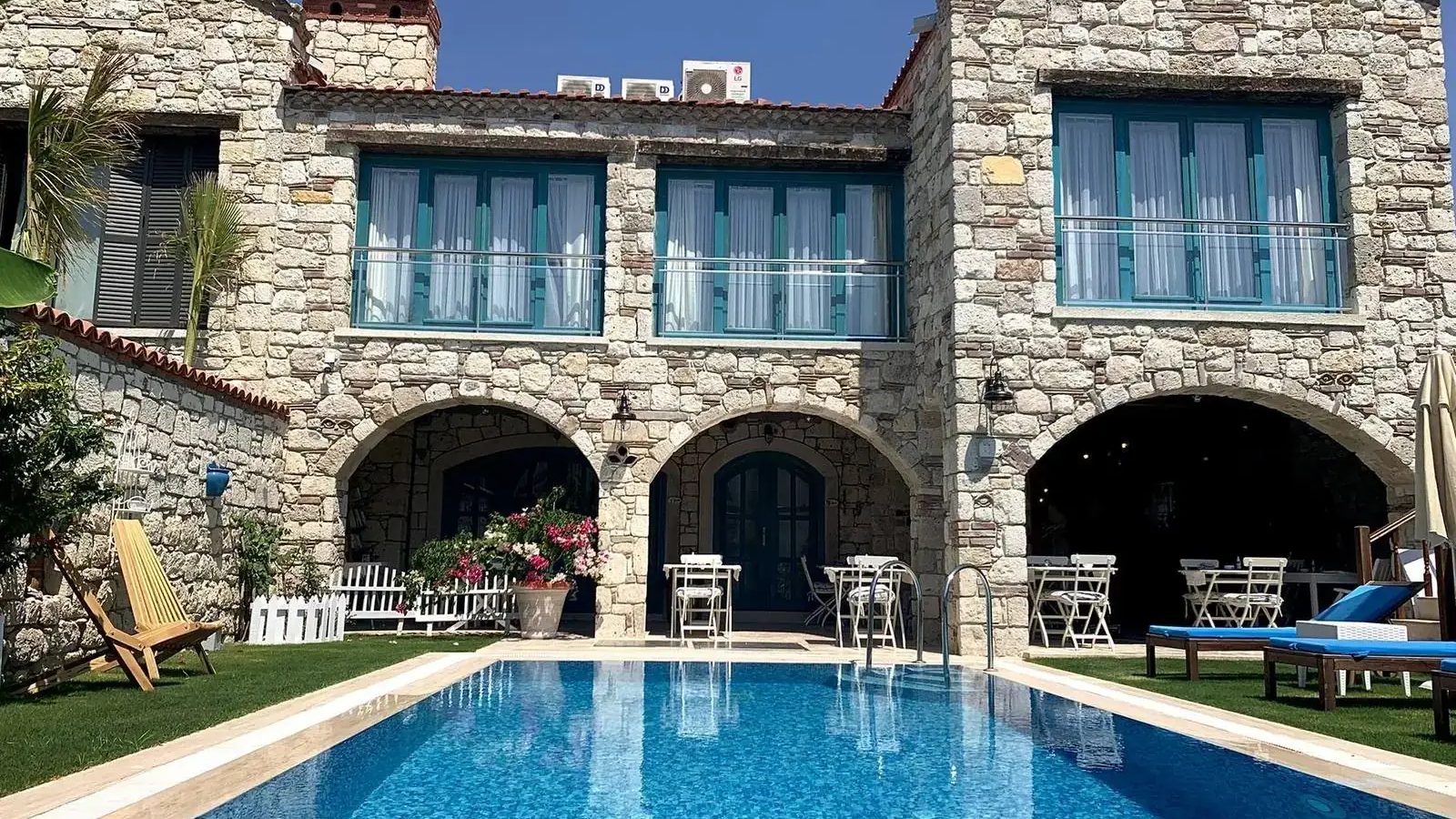 Windmill Alaçatı