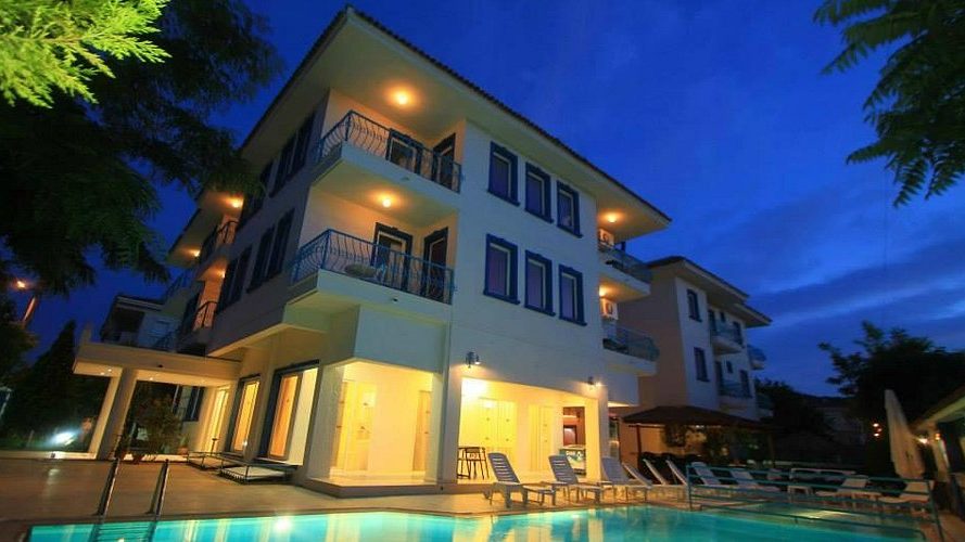 Koz Marigold Suites & Apartments