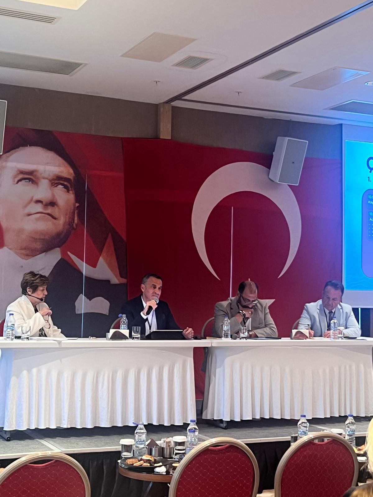 Çeşme 1. Turizm Zirvesi