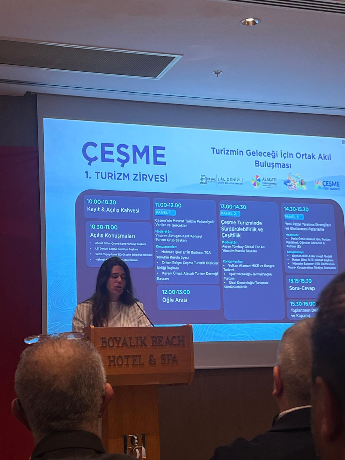 Çeşme 1. Turizm Zirvesi
